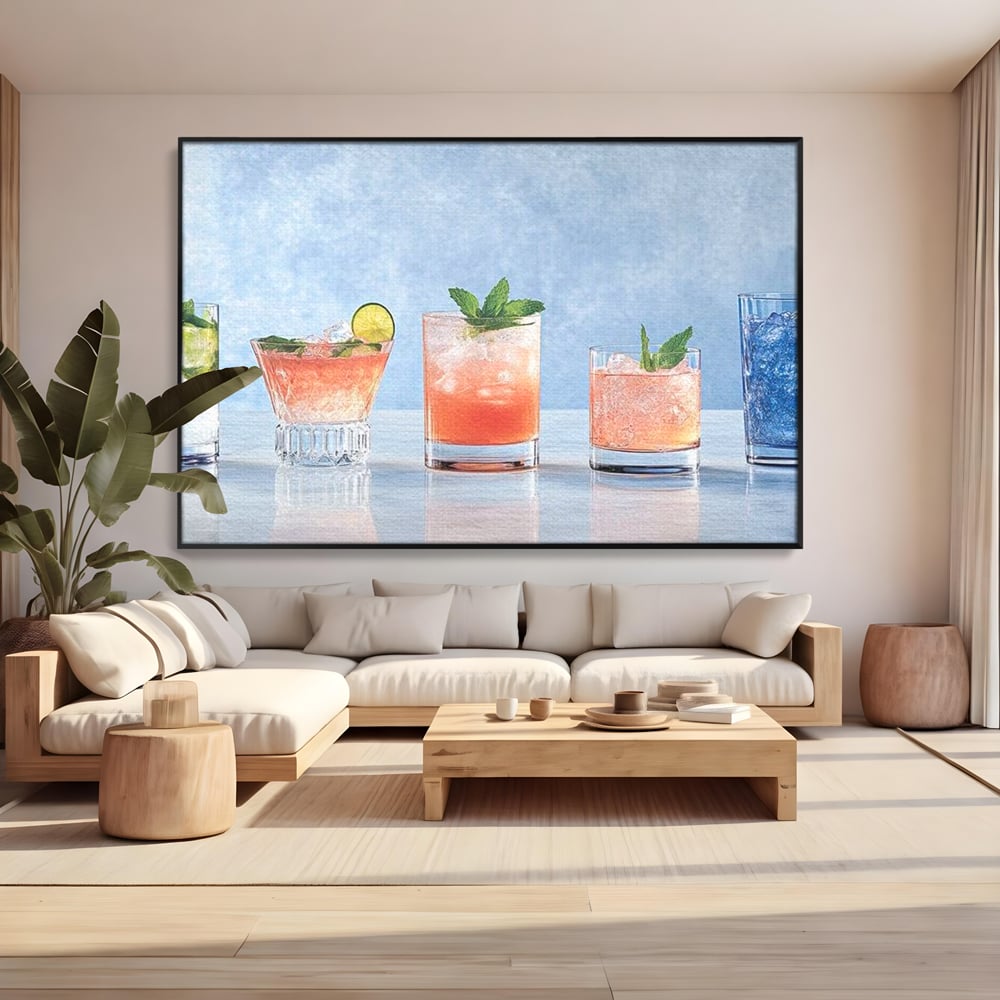 Tablou canvas cu tablou canvas cu cinci pahare de cocktail, in rama de aluminiu negru, pe perete intr-un living
